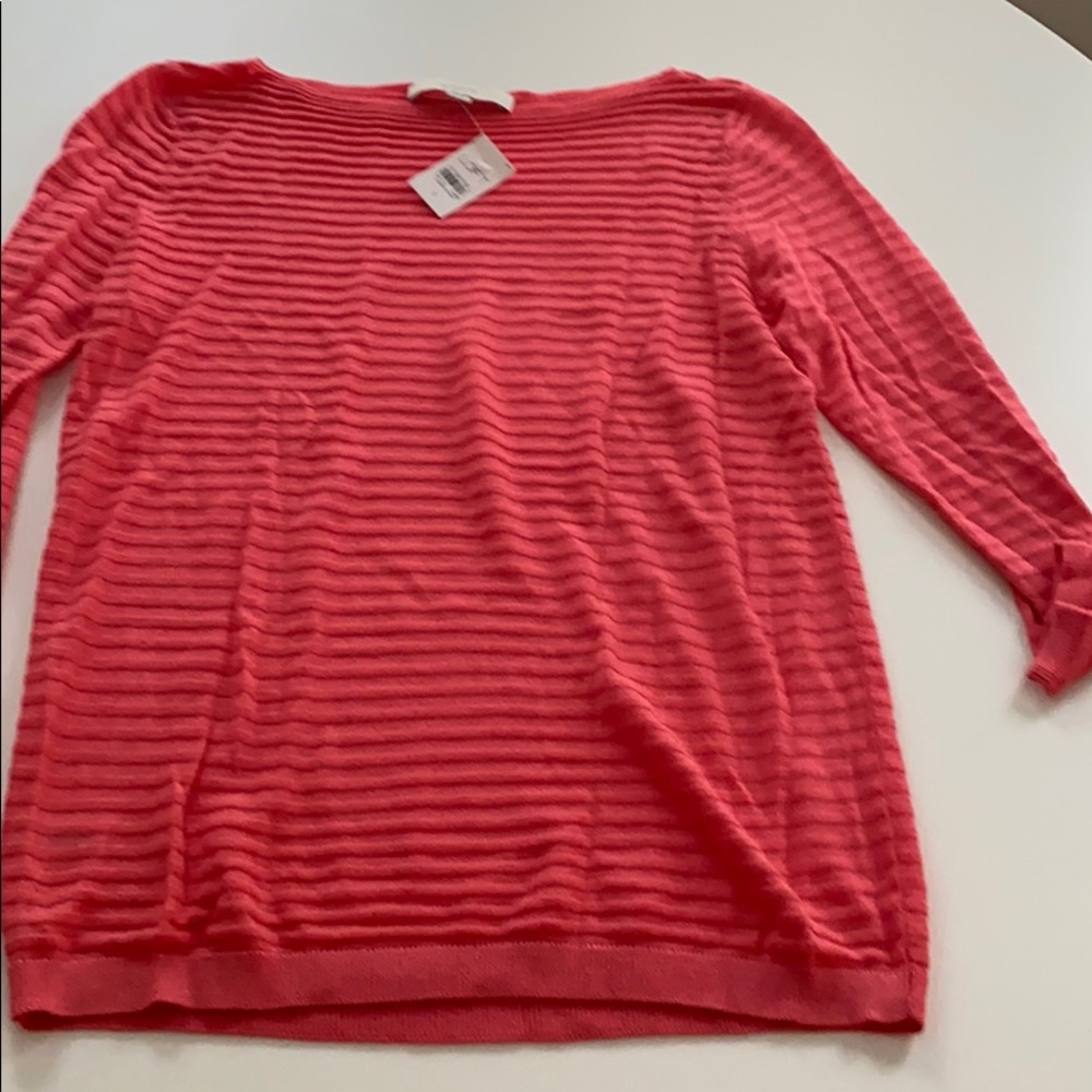 Host Pick 🎉 LOFT blouse, gorgeous Pink pretty neckline